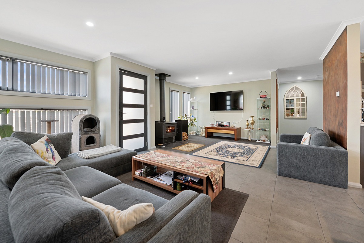 2 Caringa Place, Devonport, TAS, 7310 - Image 5