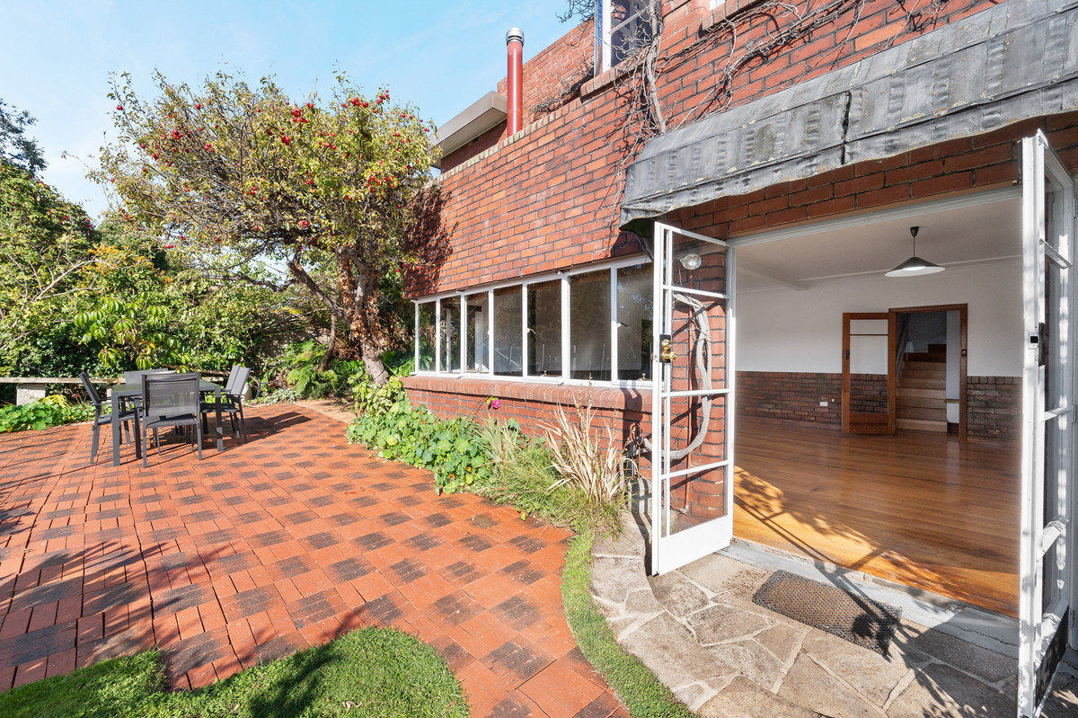 18 Red Chapel Avenue, Sandy Bay, TAS, 7005 - Image 24