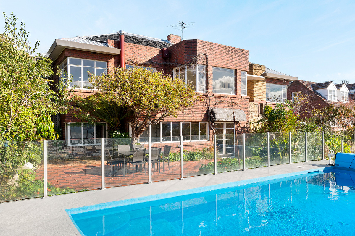 18 Red Chapel Avenue, Sandy Bay, TAS, 7005 - Image 1