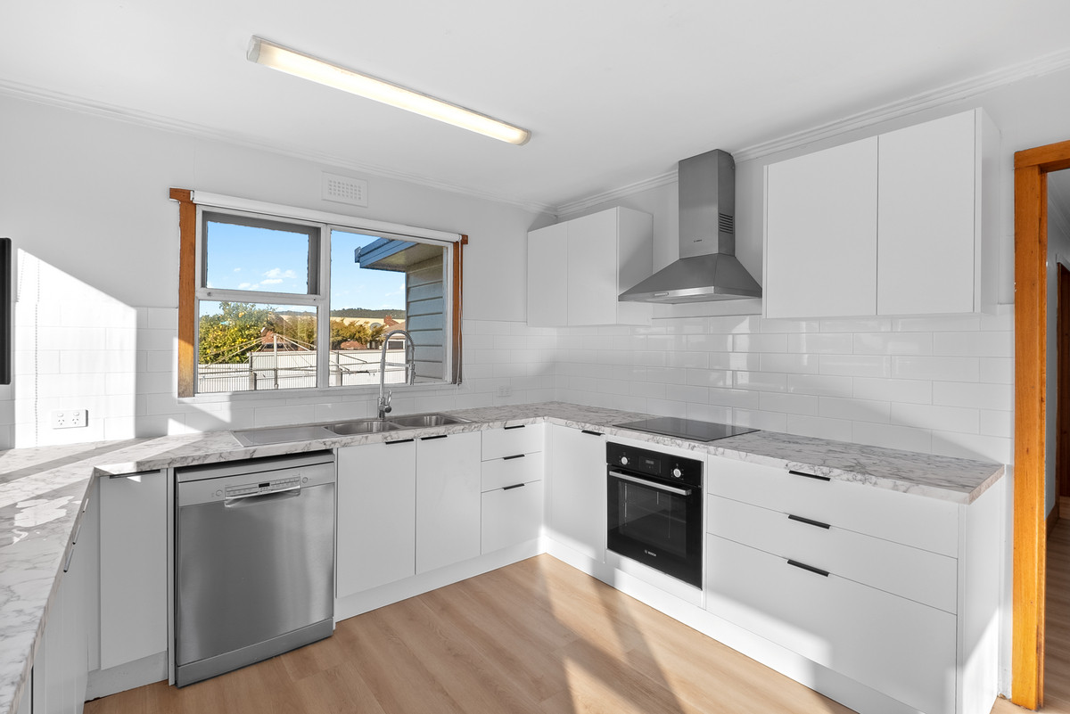135 Tasman Street, Devonport, TAS, 7310 - Image 2