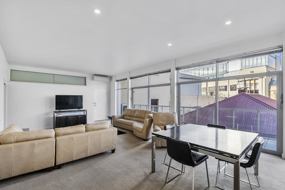2/25 Davey Street, Hobart, TAS, 7000 - Image 3