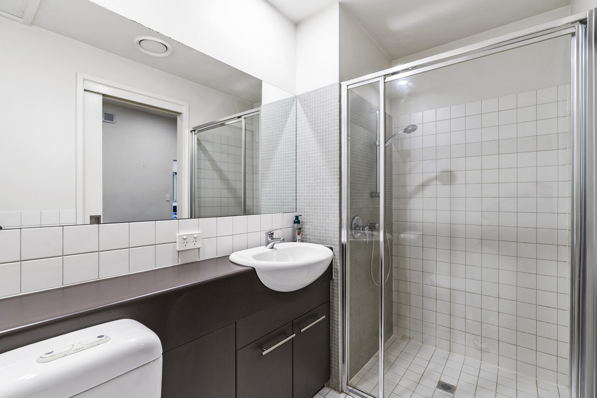 2/25 Davey Street, Hobart, TAS, 7000 - Image 9