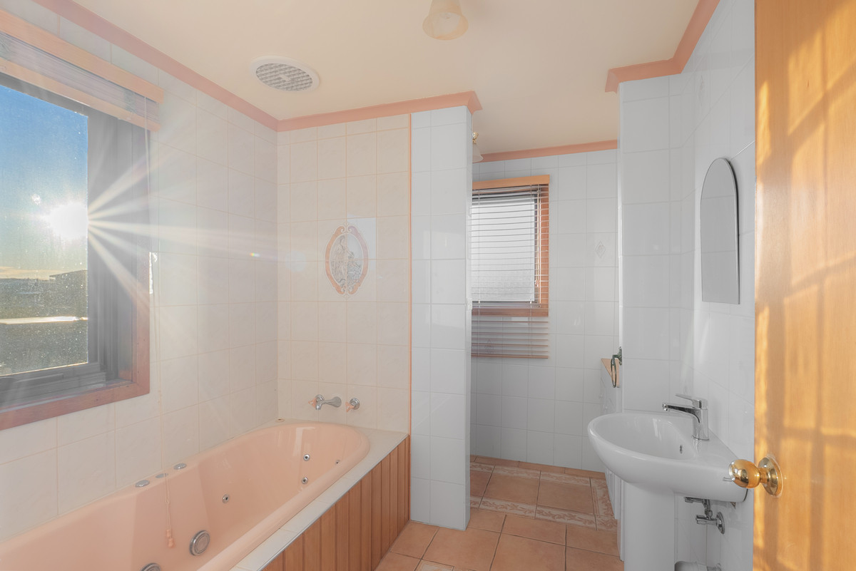 26 Ashburner Street, Devonport, TAS, 7310 - Image 11