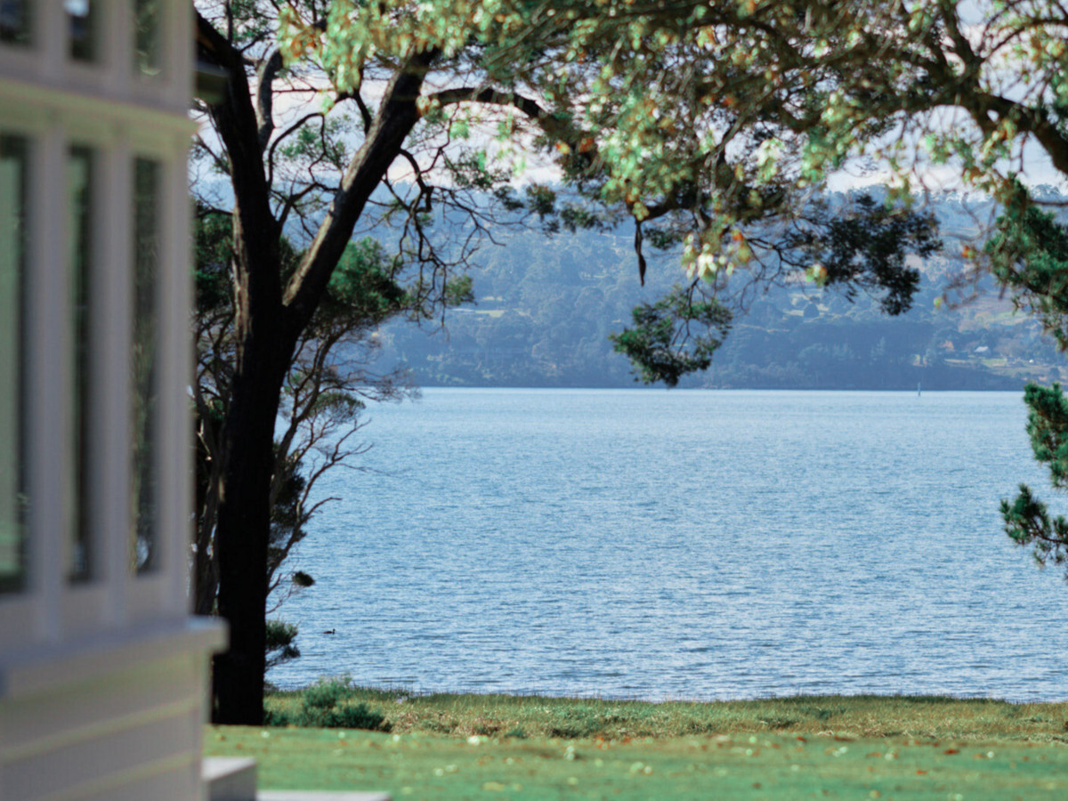 Address upon request - Image 3