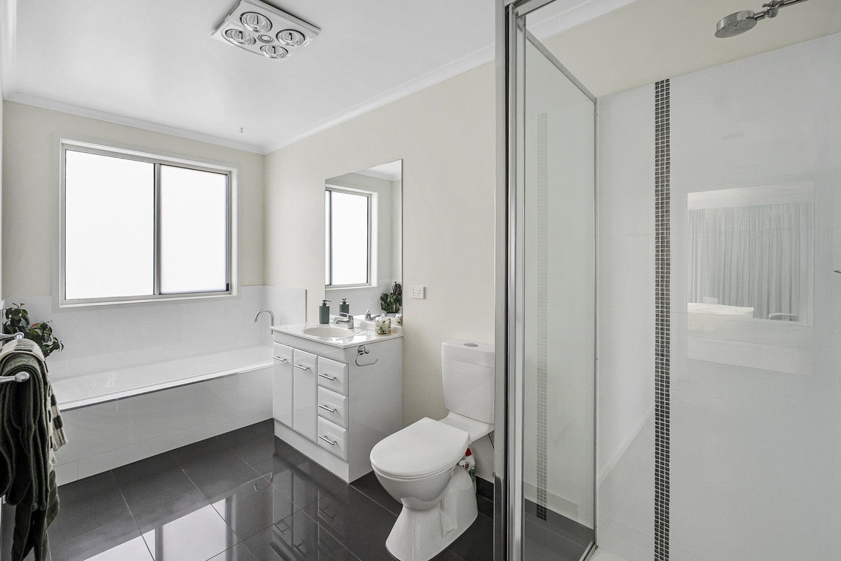 2 Barilla Court, Midway Point, TAS, 7171 - Image 20