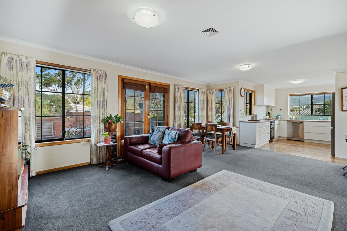 57 Rosehill Crescent, Lenah Valley, TAS, 7008 - Image 15