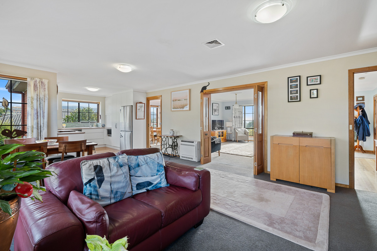 57 Rosehill Crescent, Lenah Valley, TAS, 7008 - Image 16