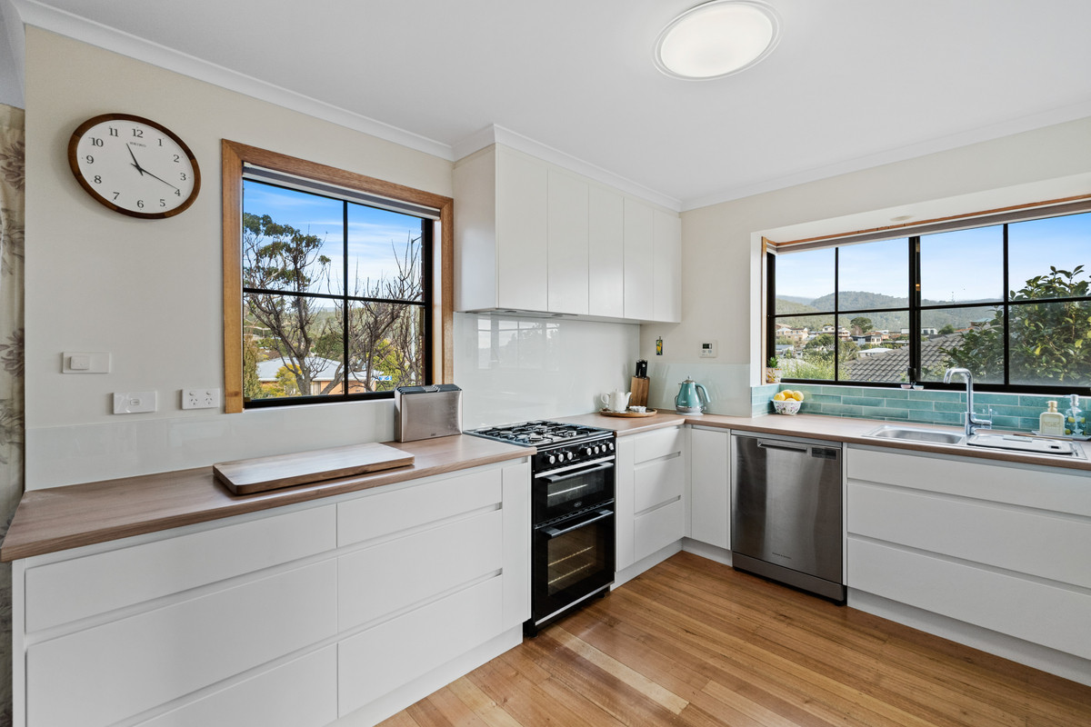 57 Rosehill Crescent, Lenah Valley, TAS, 7008 - Image 12