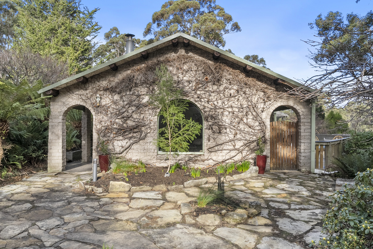 18 Pillinger Drive, Fern Tree, TAS, 7054 - Image 2
