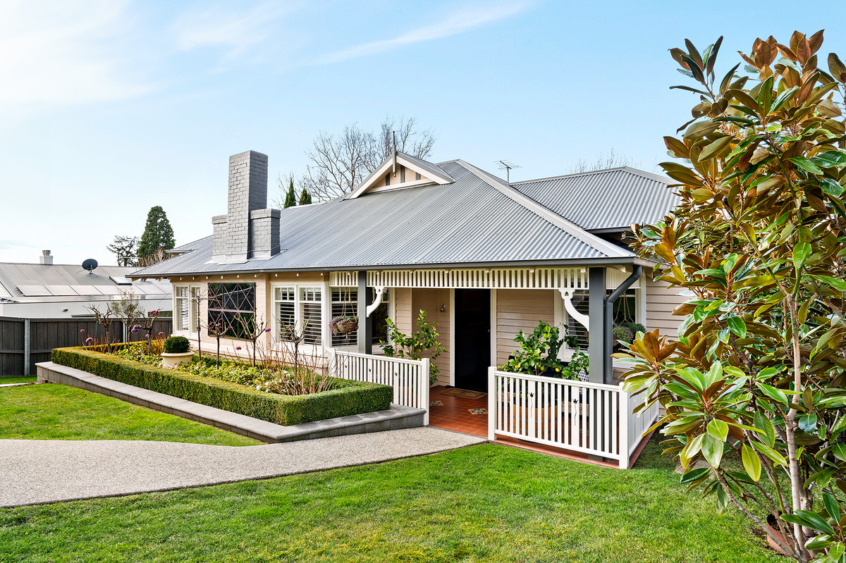 22 Fisher Avenue, Sandy Bay, TAS, 7005 - Image 1