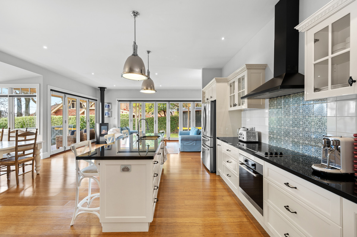 22 Fisher Avenue, Sandy Bay, TAS, 7005 - Image 2