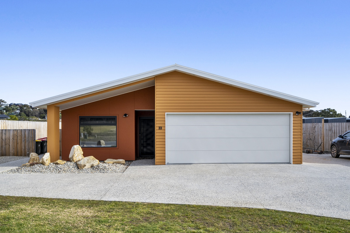 33 Kunzea Circuit, Coles Bay, TAS, 7215 - Image 1