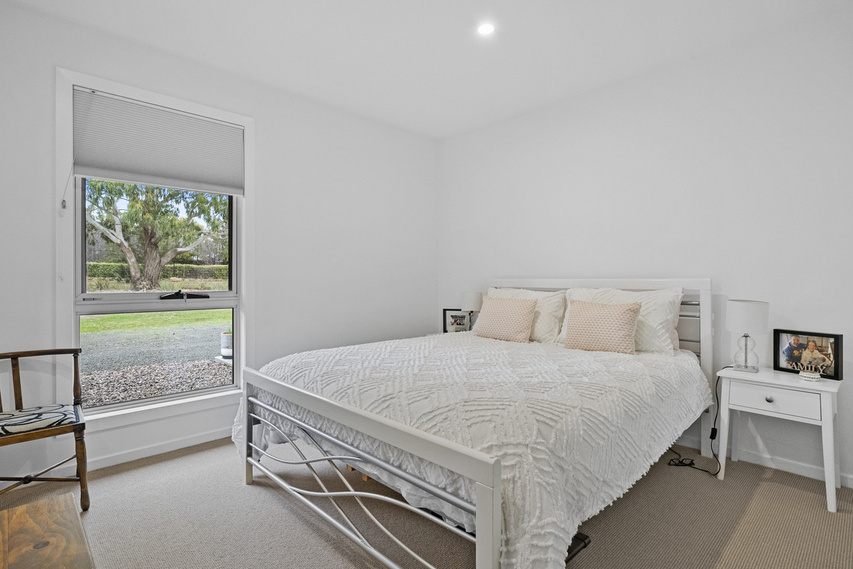 7A Burgess Street, Swansea, TAS, 7190 - Image 18