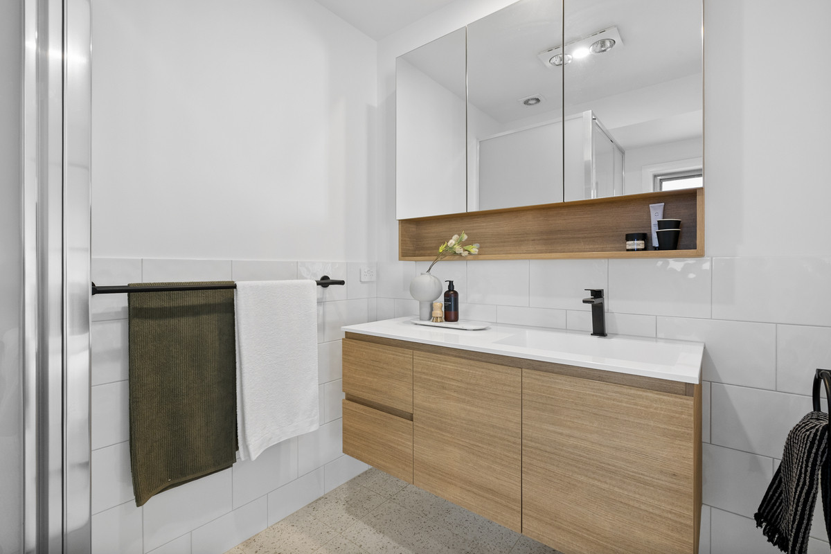 2 Vera Place, Rokeby, TAS, 7019 - Image 14