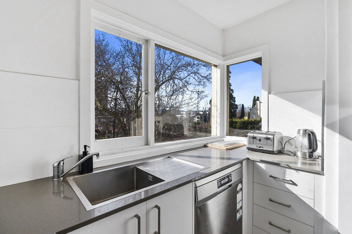 4/8B Lambert Avenue, Sandy Bay, TAS, 7005 - Image 7