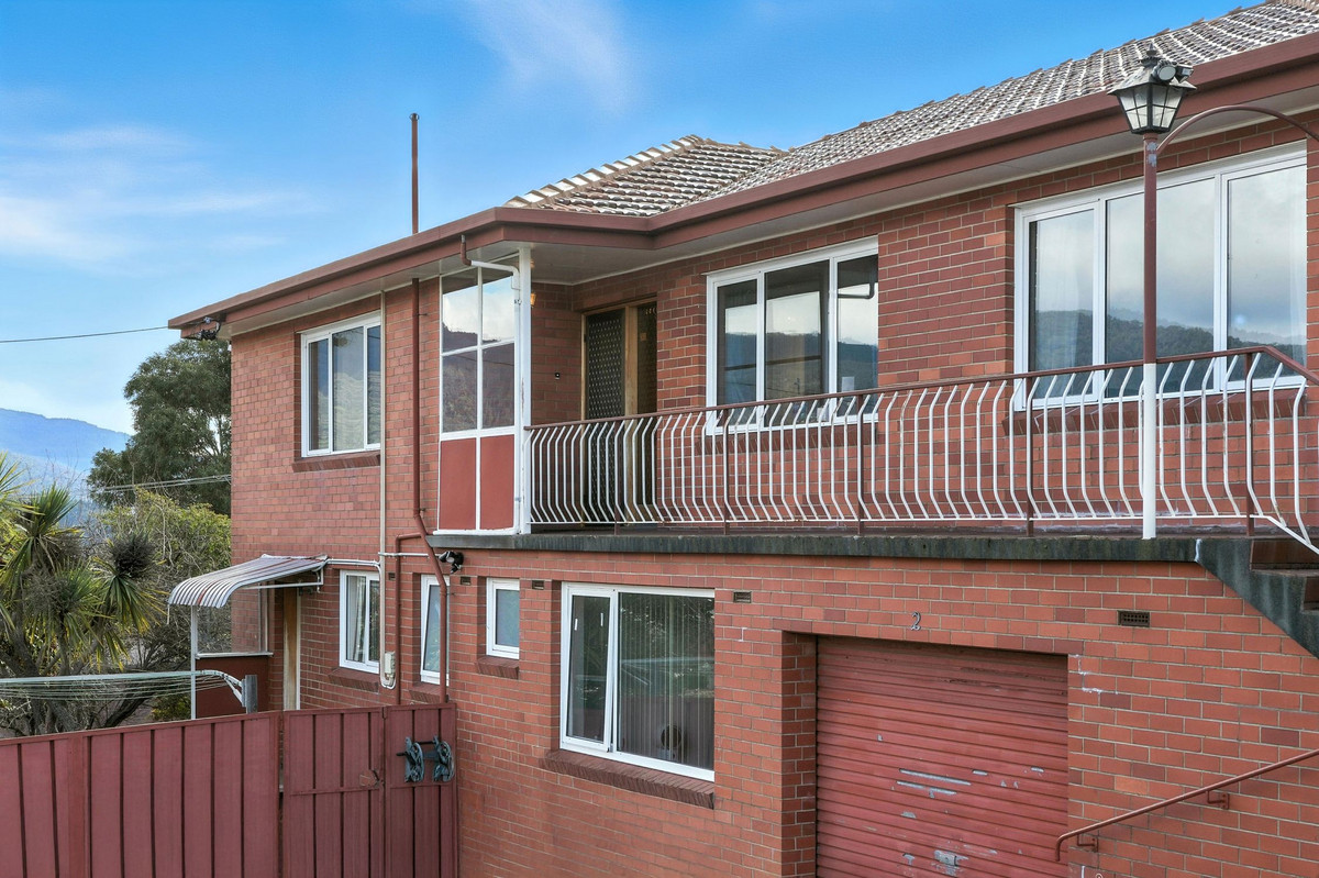 1 & 2/2 Tenth Avenue, West Moonah, TAS, 7009 - Image 1
