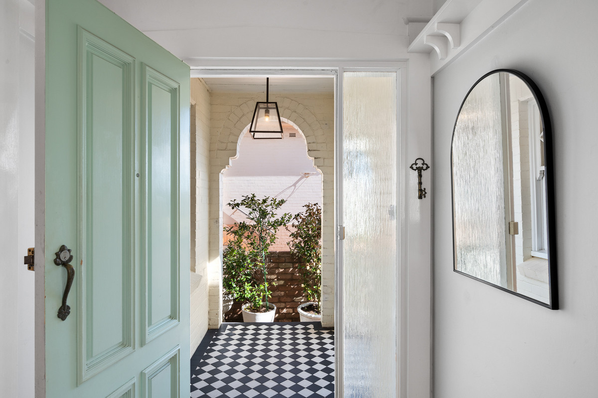 511 Sandy Bay Road, Sandy Bay, TAS, 7005 - Image 2