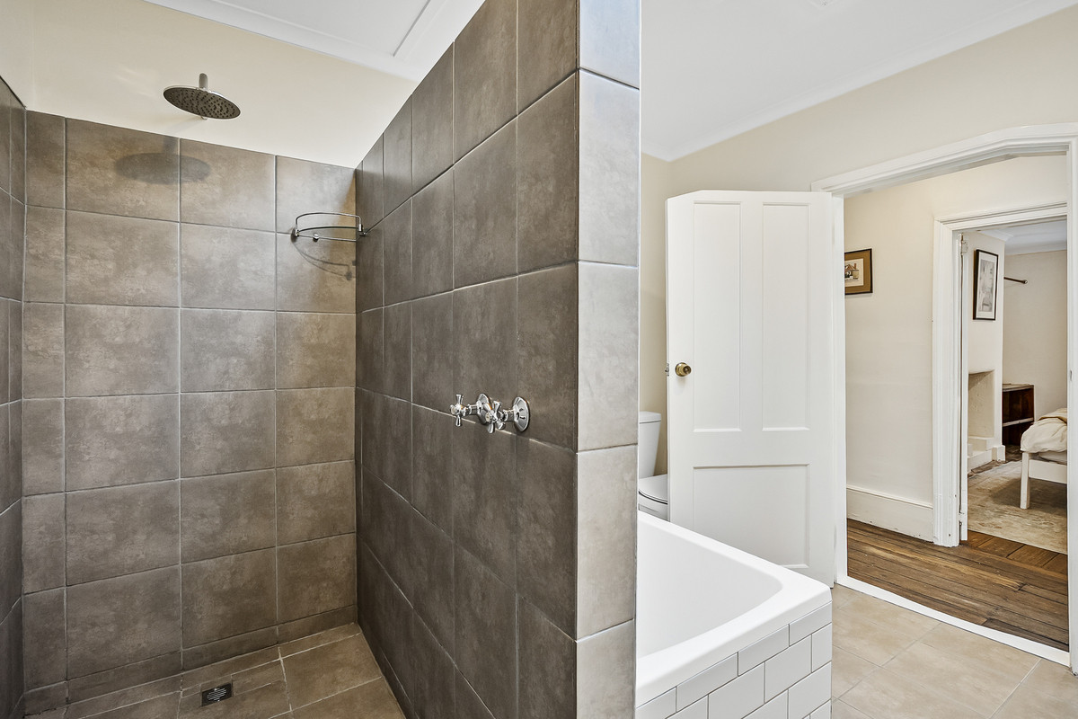 242 Macquarie Street, Hobart, TAS, 7000 - Image 17