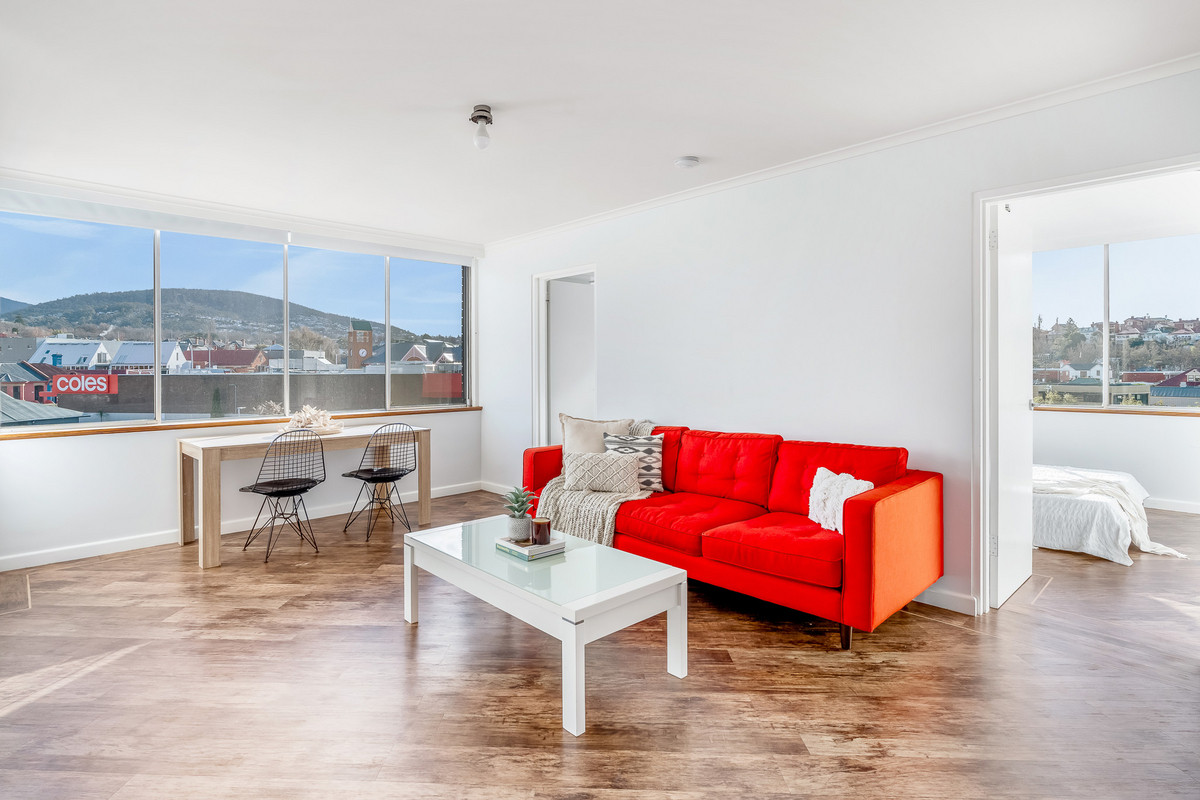 7/14 Ashfield, Sandy Bay, TAS, 7005 - Image 2