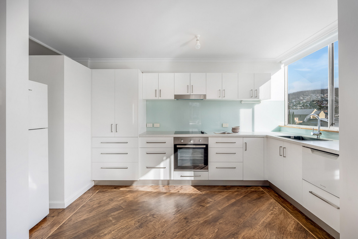 7/14 Ashfield, Sandy Bay, TAS, 7005 - Image 3