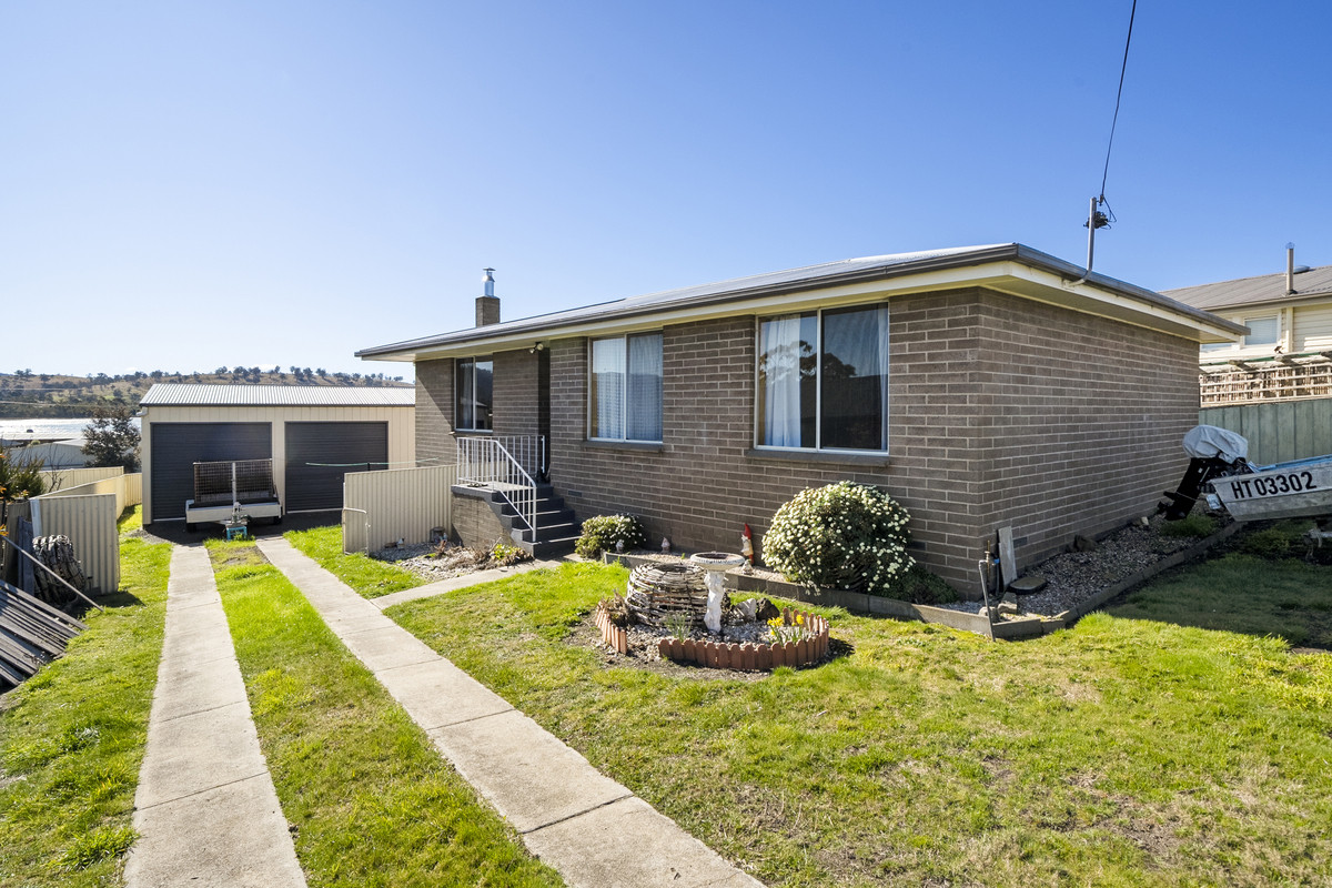 4 Claridge Court, Triabunna, TAS, 7190 - Image 1