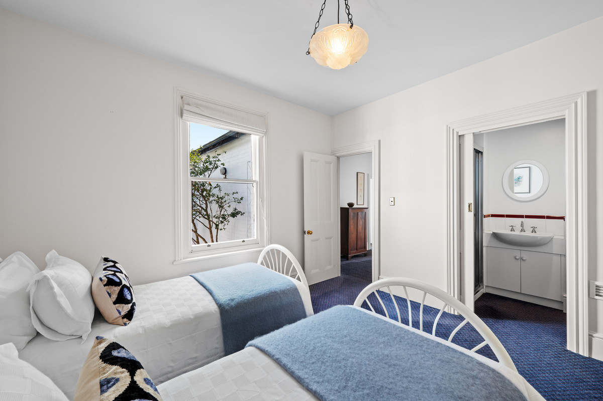 14 Dresden Street, Sandy Bay, TAS, 7005 - Image 24