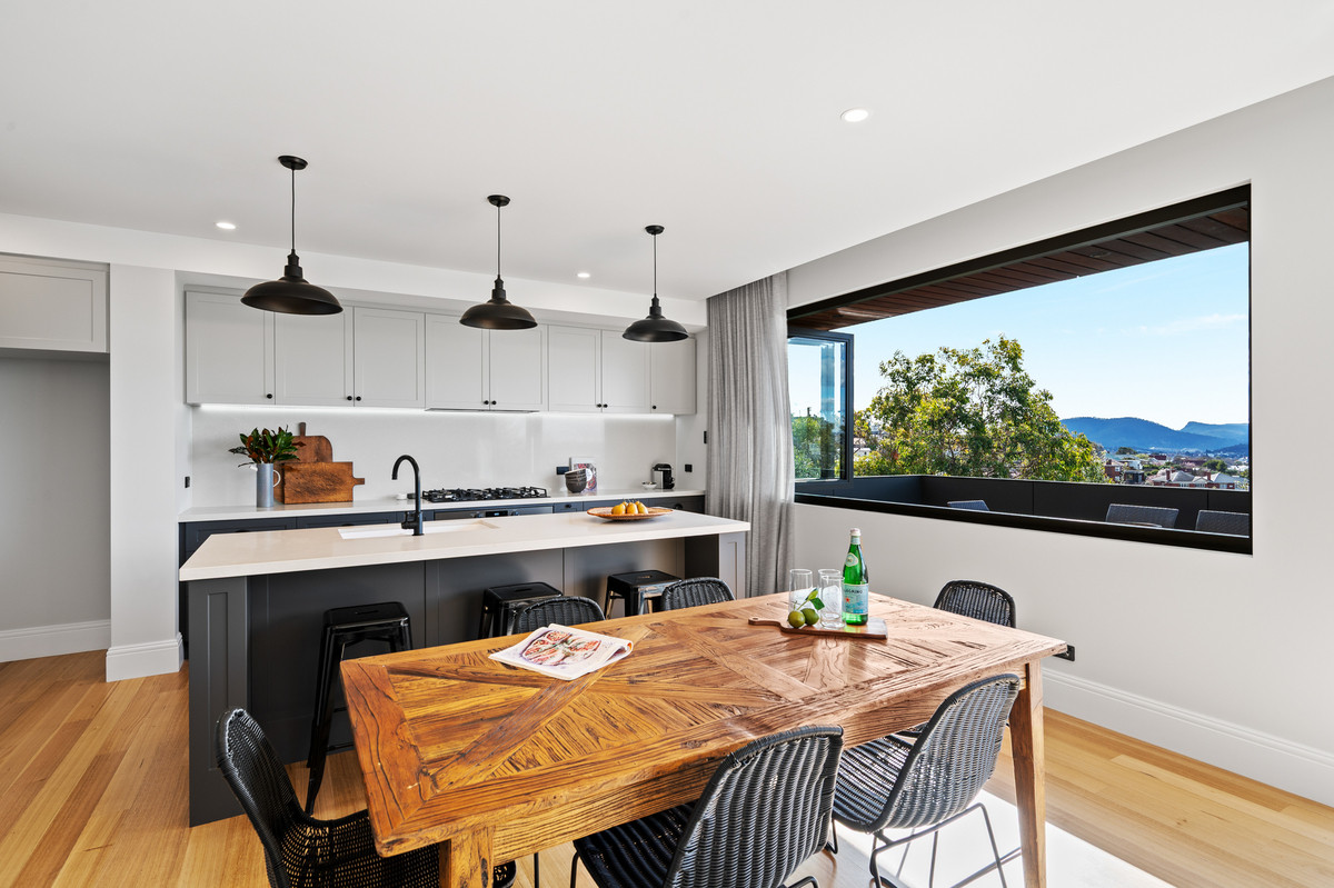 10 Whelan Crescent, West Hobart, TAS, 7000 - Image 6