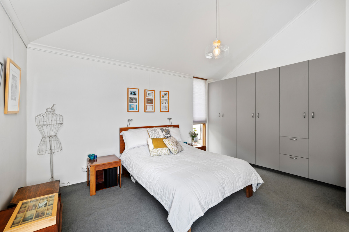 6 Eurella Avenue, Sandy Bay, TAS, 7005 - Image 11