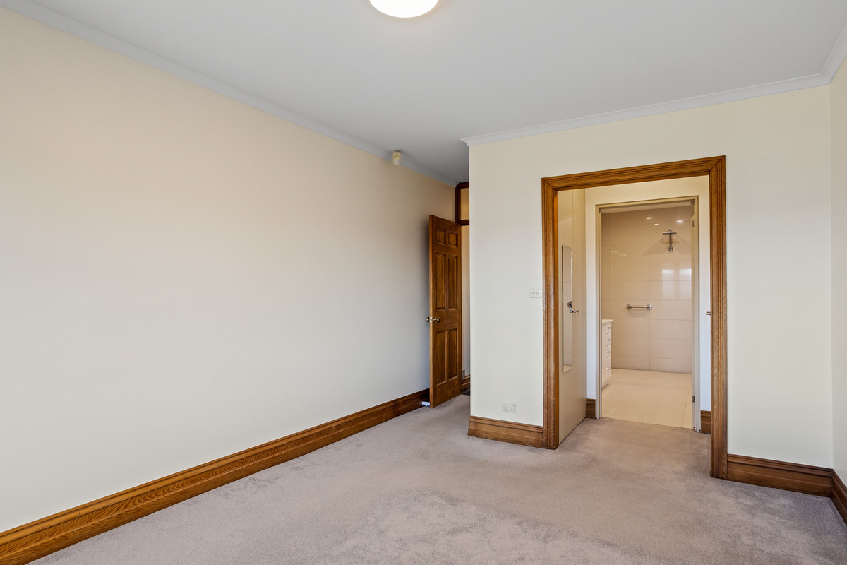 540 Sandy Bay Road, Sandy Bay, TAS, 7005 - Image 16