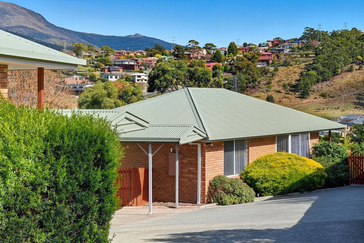 2/34 Sawyer Avenue, West Moonah, TAS, 7009 - Image 1
