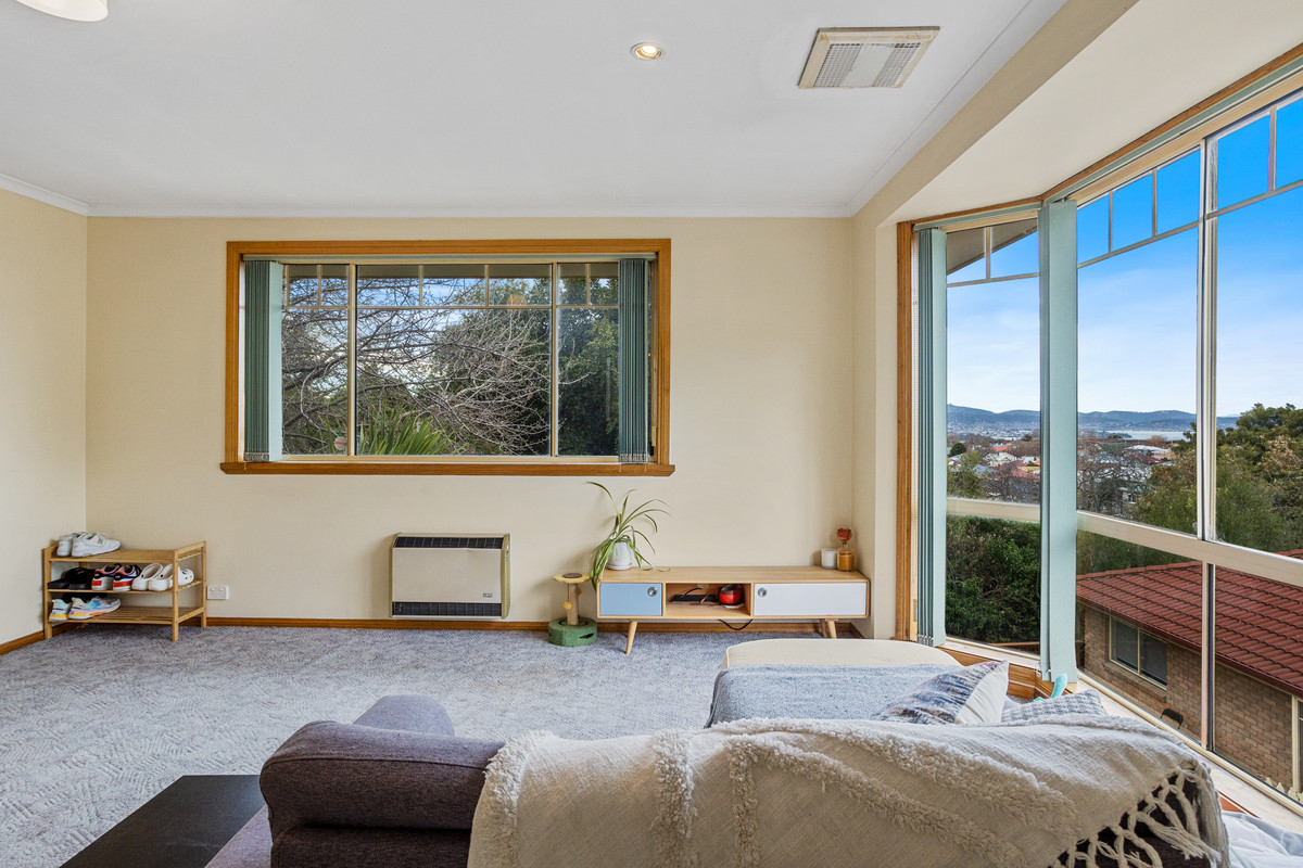 2/22-22a Summerhill Road, West Hobart, TAS, 7000 - Image 4