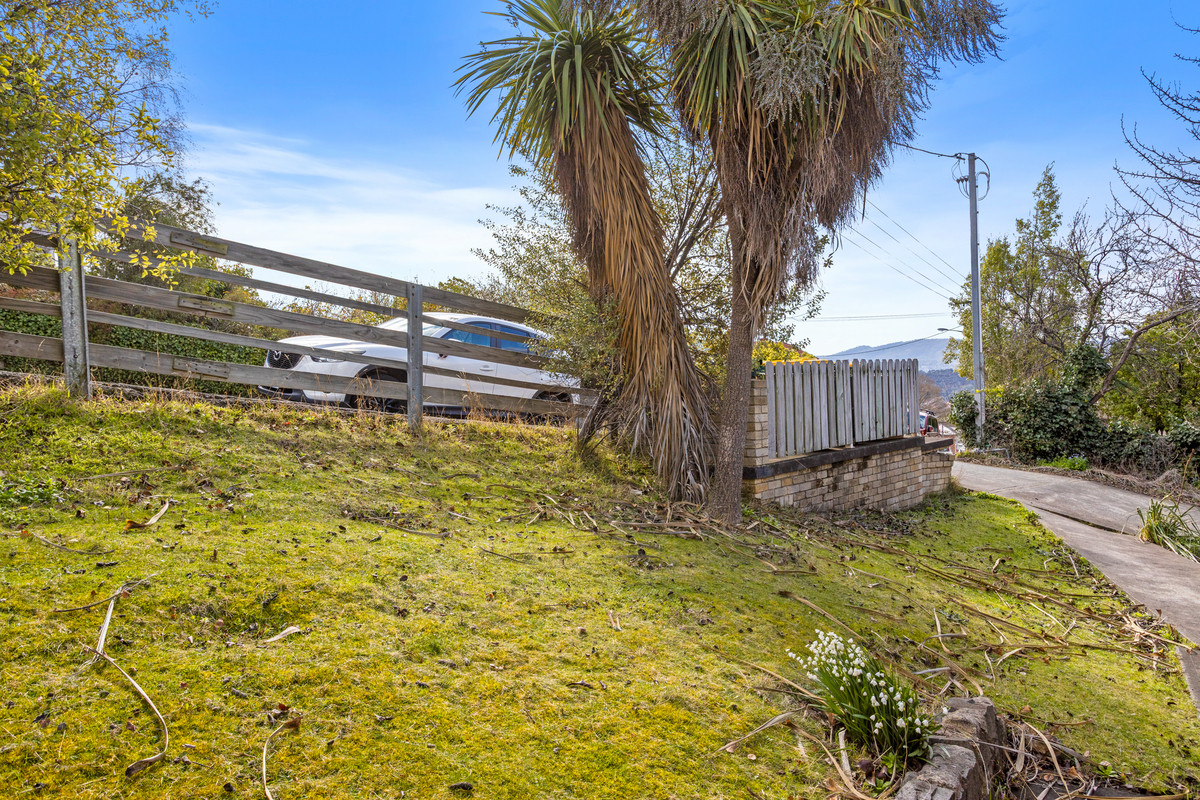 2/22-22a Summerhill Road, West Hobart, TAS, 7000 - Image 17