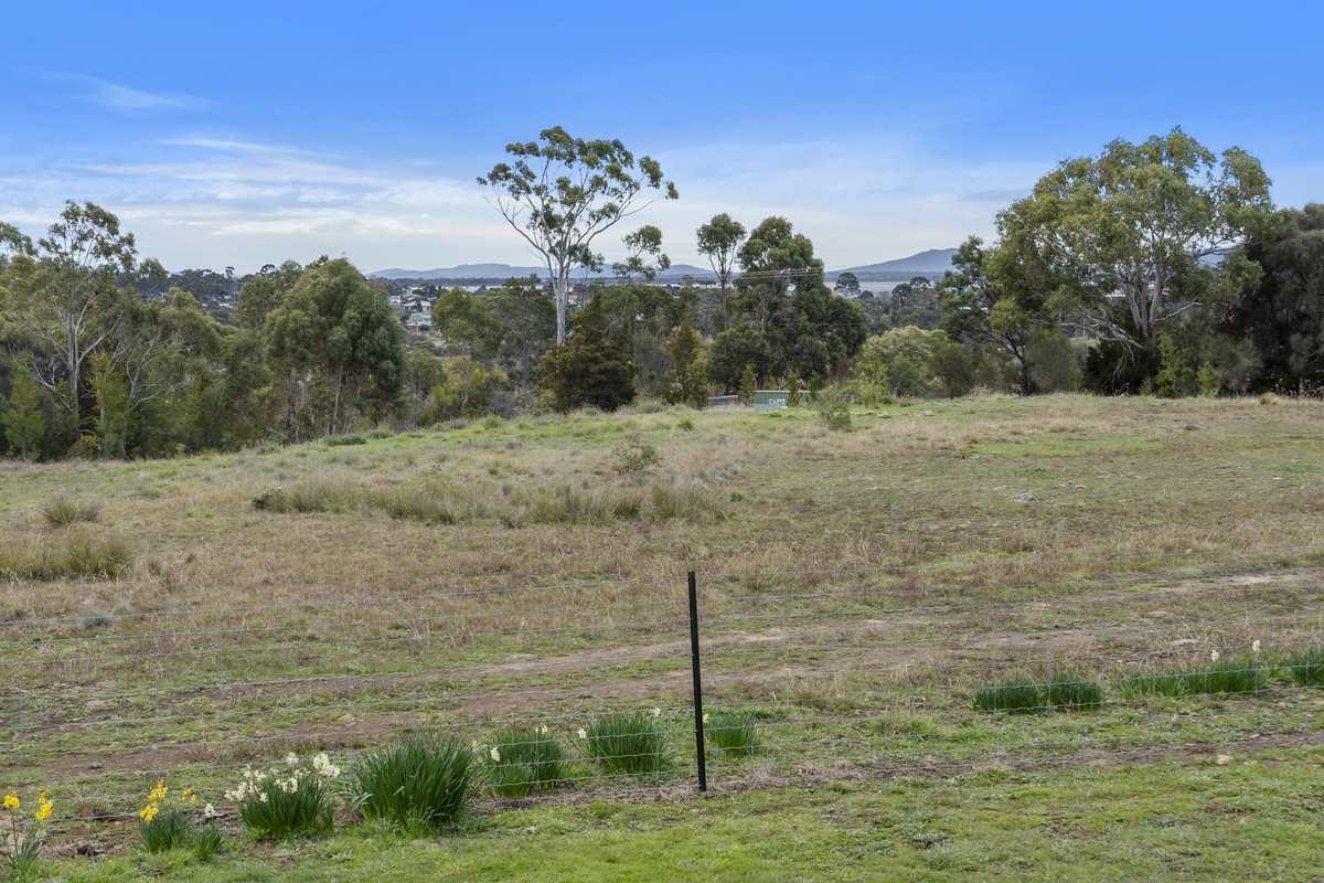 4 Burgess Street, Swansea, TAS, 7190 - Image 16