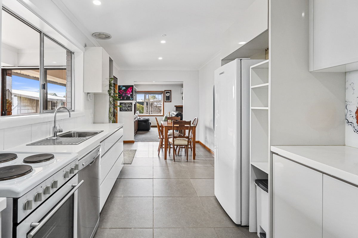 38-40 Bayview Road, Lauderdale, TAS, 7021 - Image 13