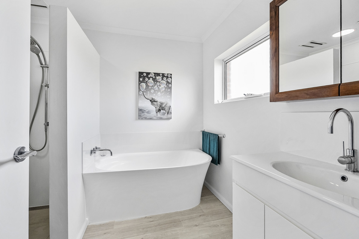 38-40 Bayview Road, Lauderdale, TAS, 7021 - Image 16