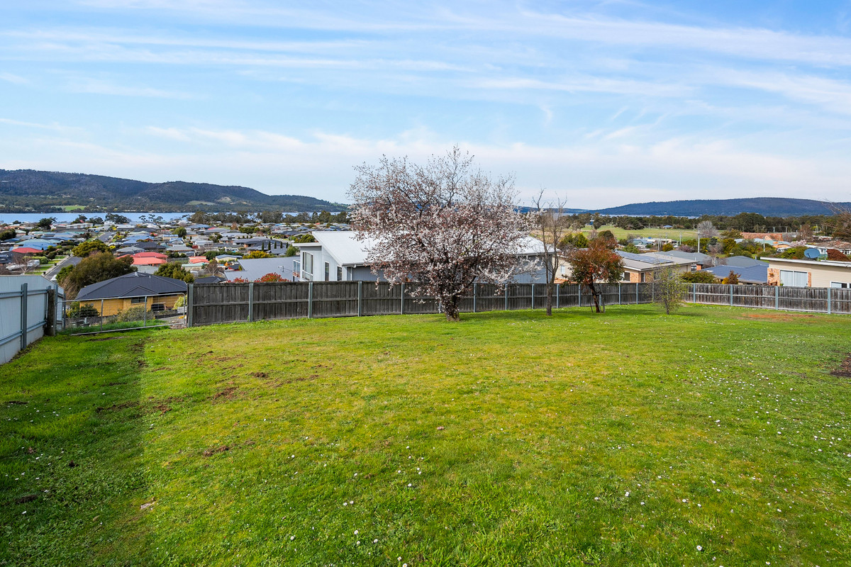 1 Incana Road, Margate, TAS, 7054 - Image 35