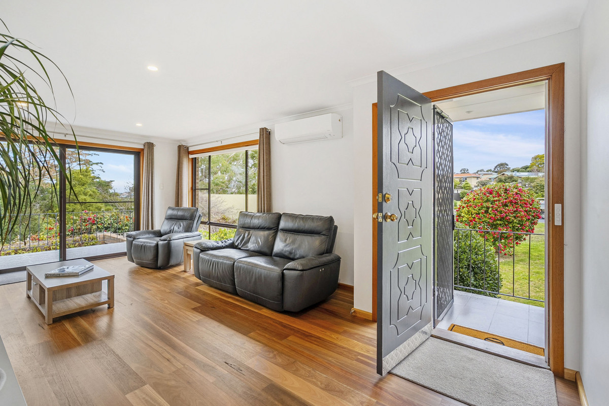 67 Crystal Downs Drive, Blackmans Bay, TAS, 7052 - Image 2