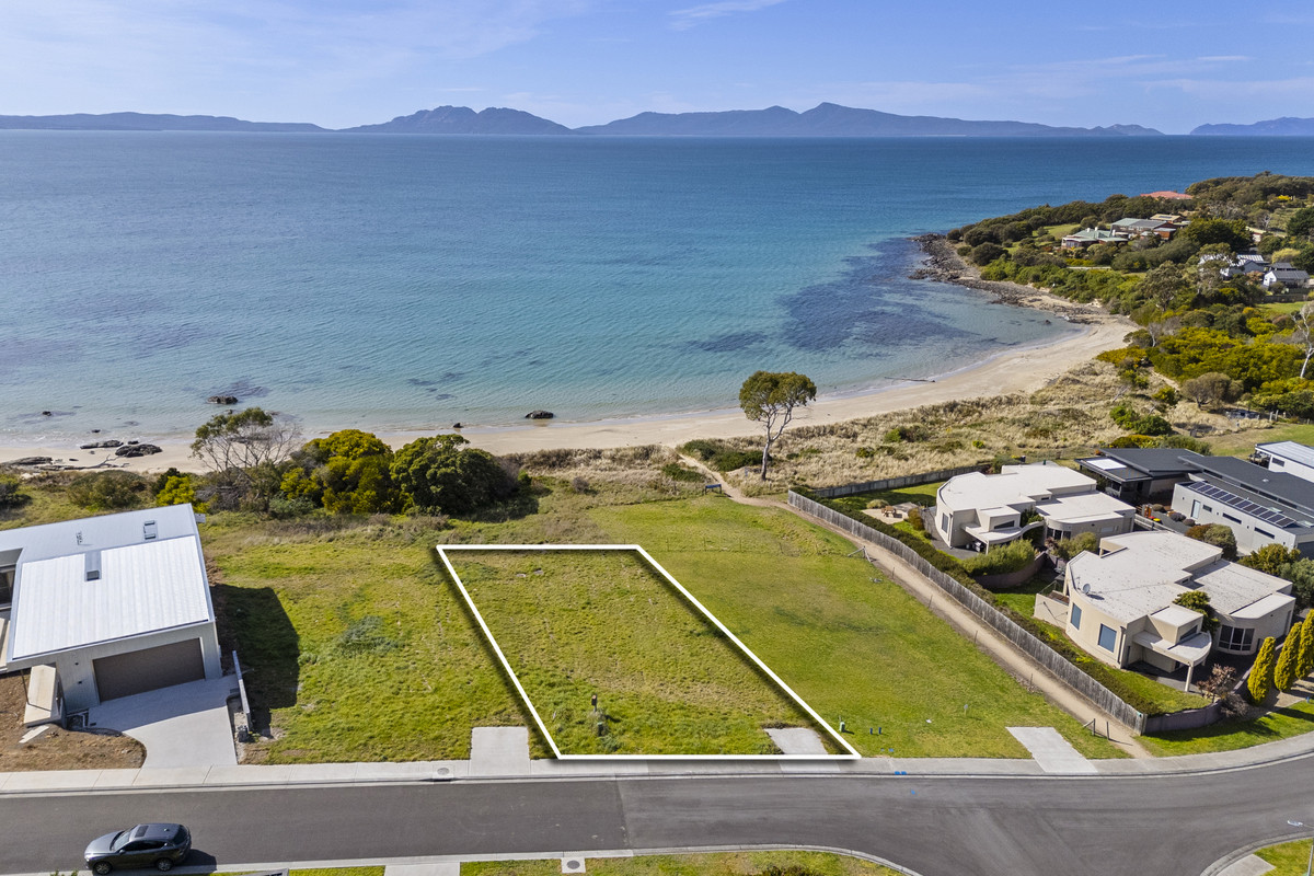 13 Aqua Sands Drive, Swansea, TAS, 7190 - Image 1