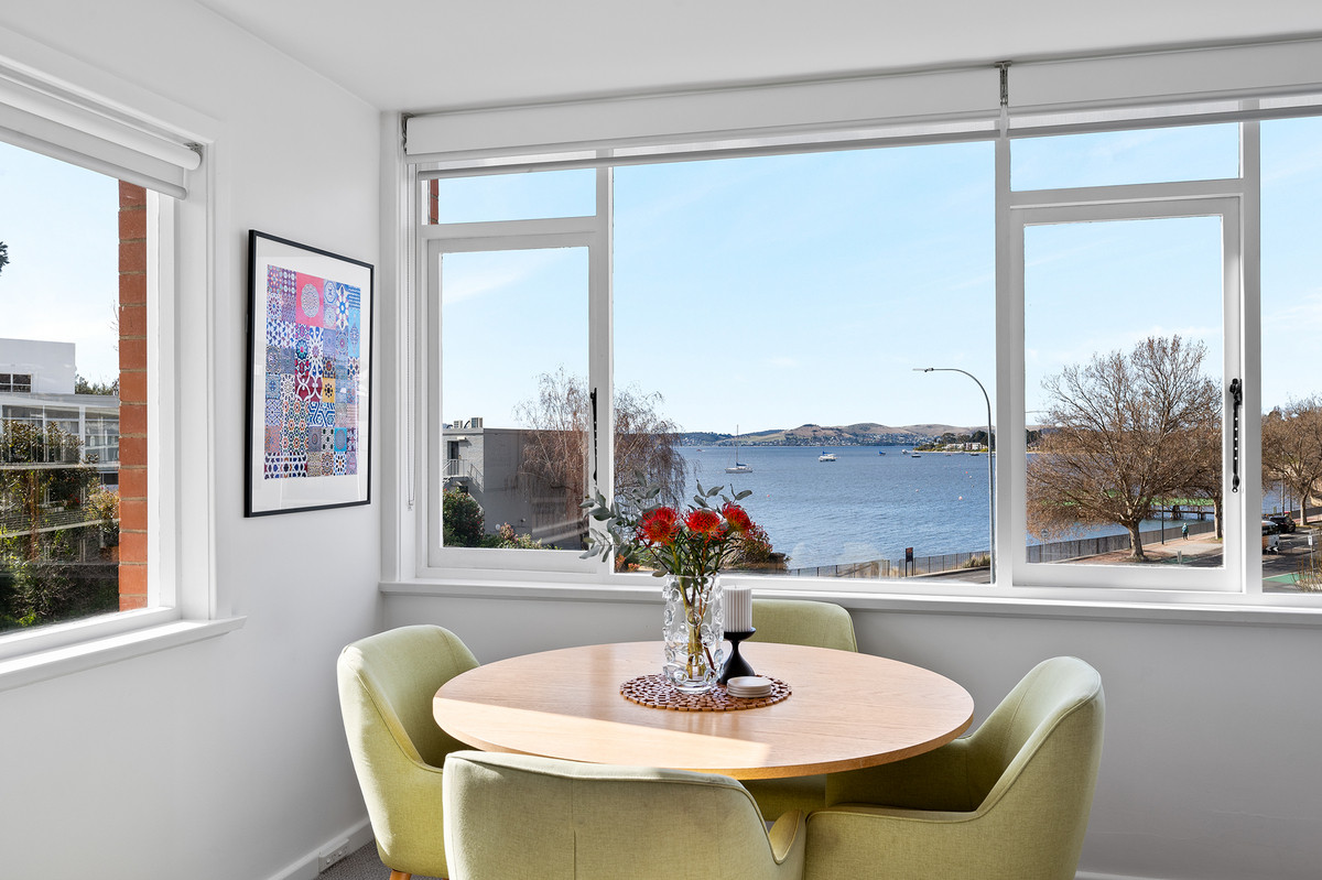 9/403 Sandy Bay Road, Sandy Bay, TAS, 7005 - Image 2