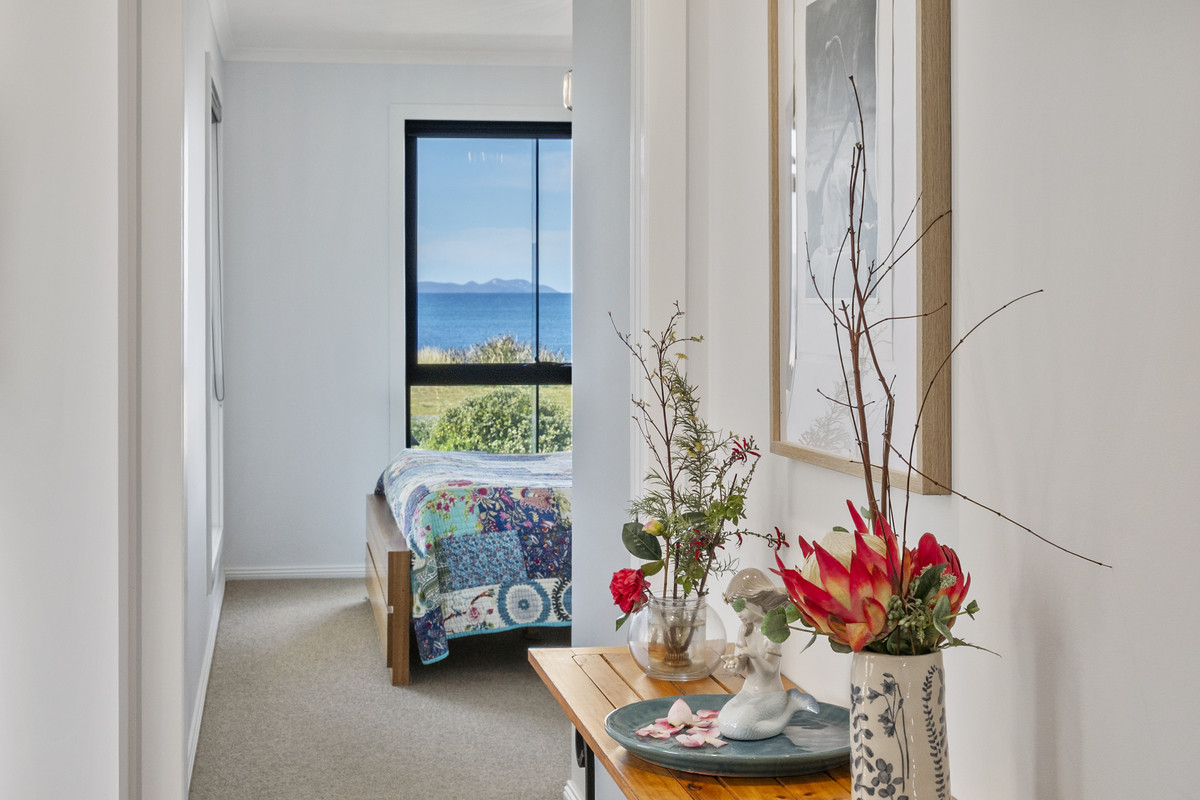 27 Esplanade, Swansea, TAS, 7190 - Image 12