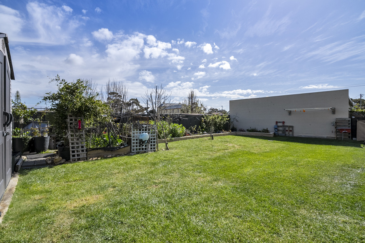 27 Esplanade, Swansea, TAS, 7190 - Image 21