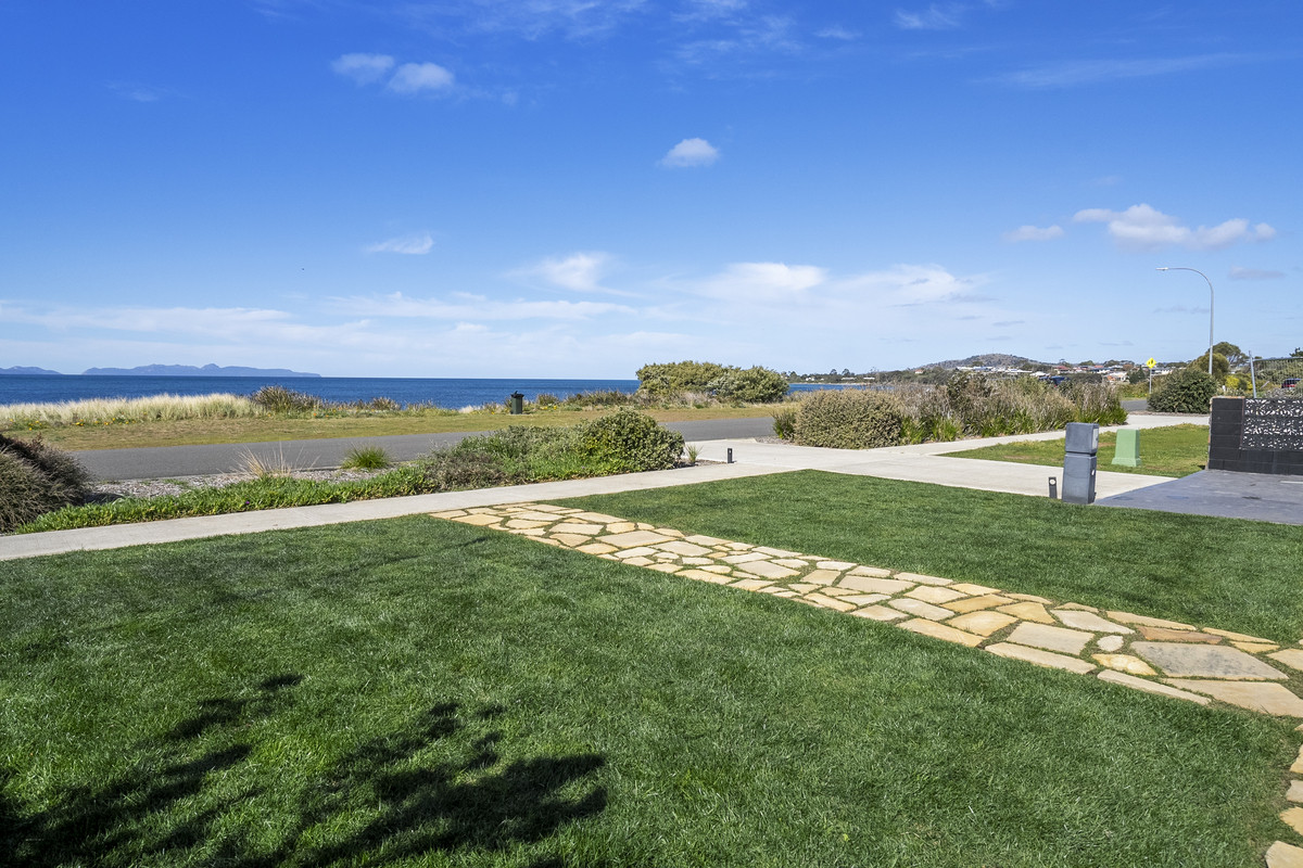 27 Esplanade, Swansea, TAS, 7190 - Image 24