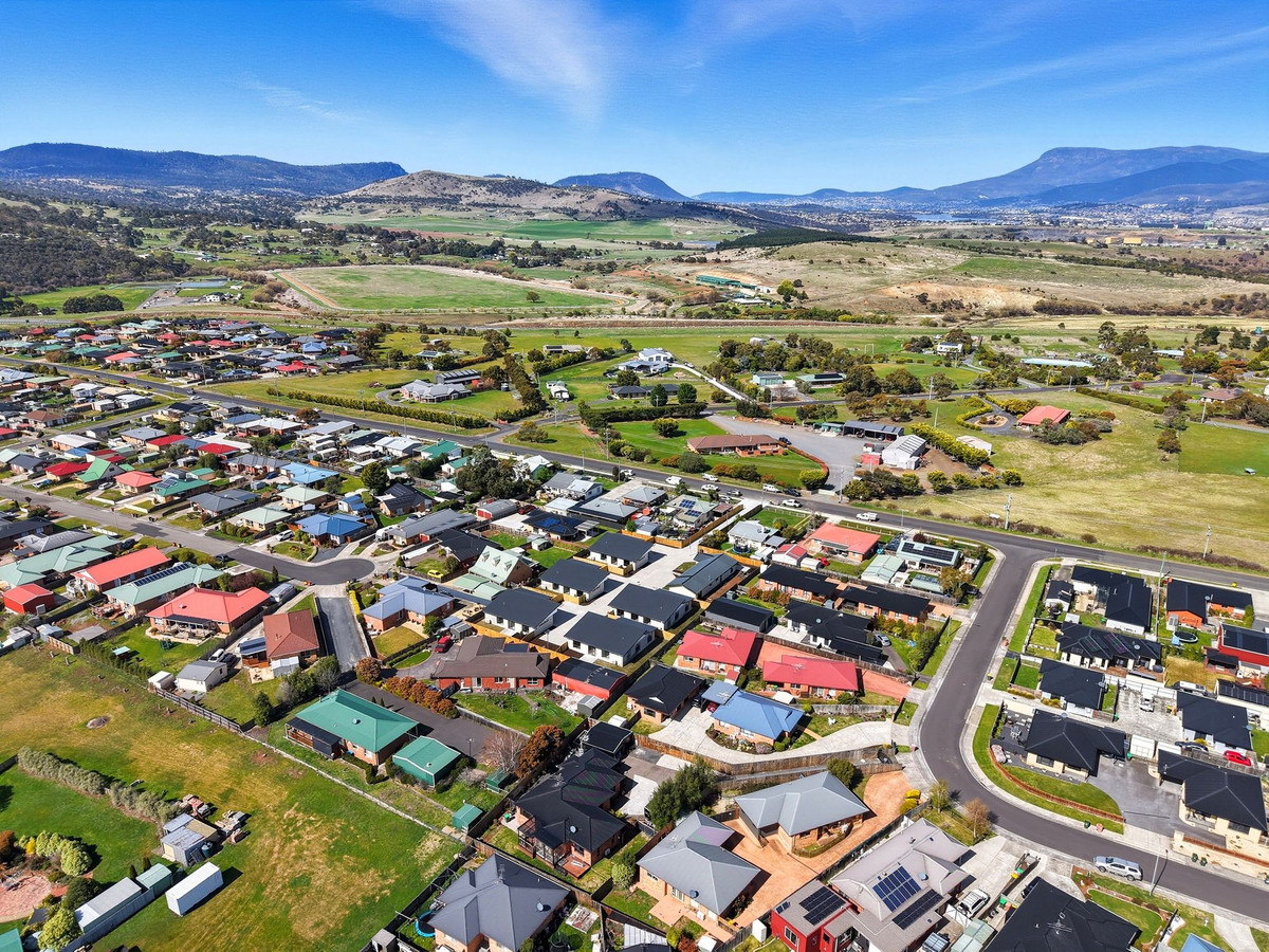 1-5/48A William Street, Brighton, TAS, 7030 - Image 27