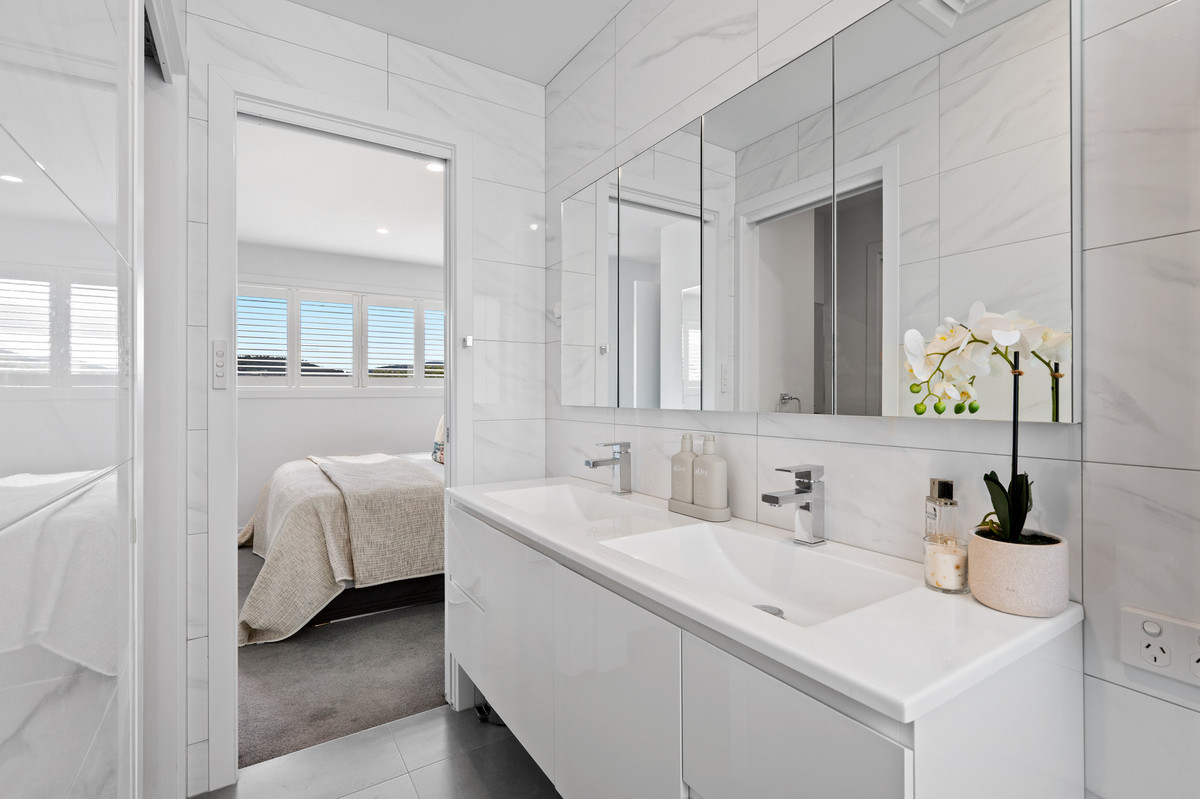 4/6 Venice Street, Howrah, TAS, 7018 - Image 11