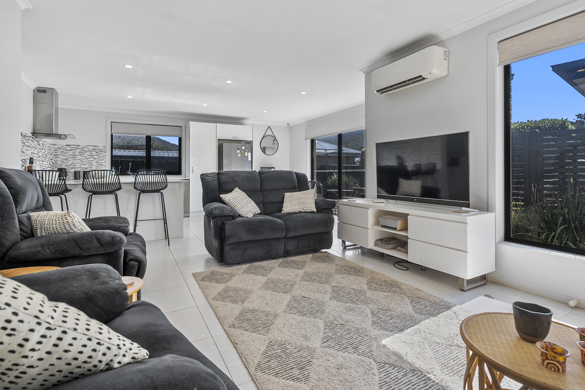 1/4 Sunsail Street, Snug, TAS, 7054 - Image 5