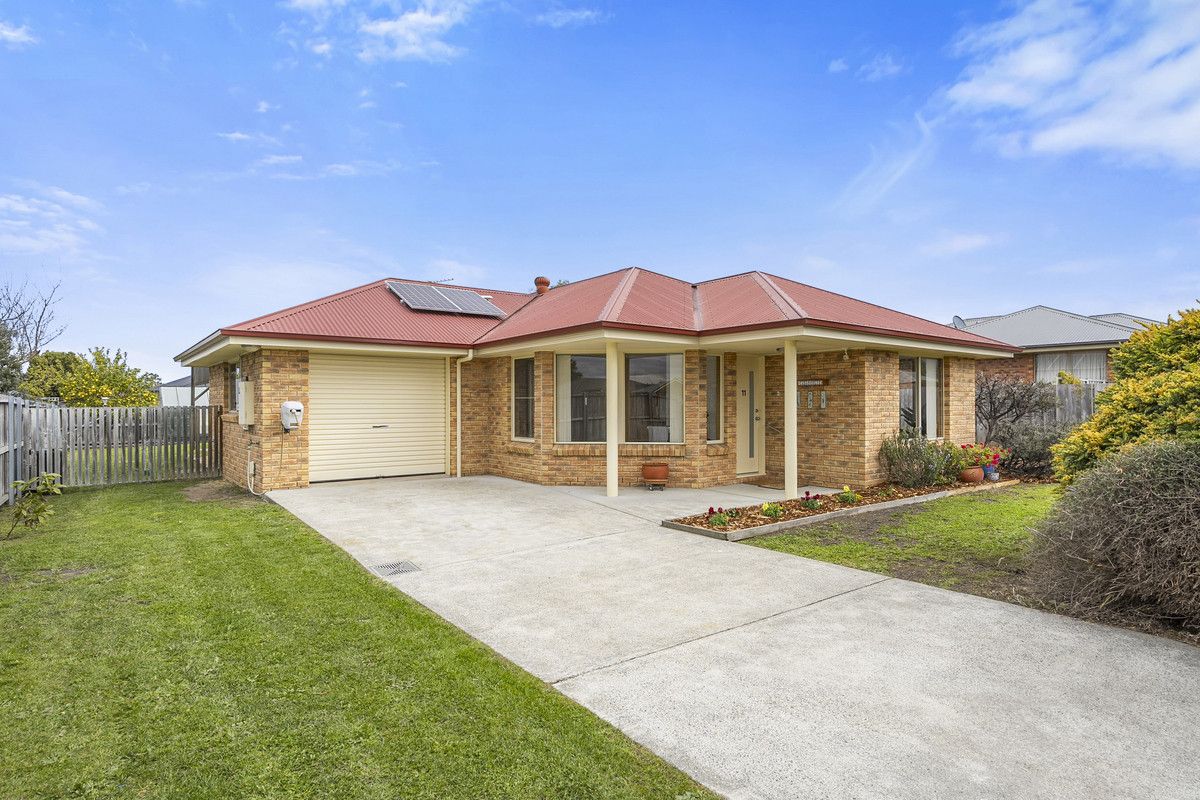 11 Jacaranda Drive, Margate, TAS, 7054 - Image 1