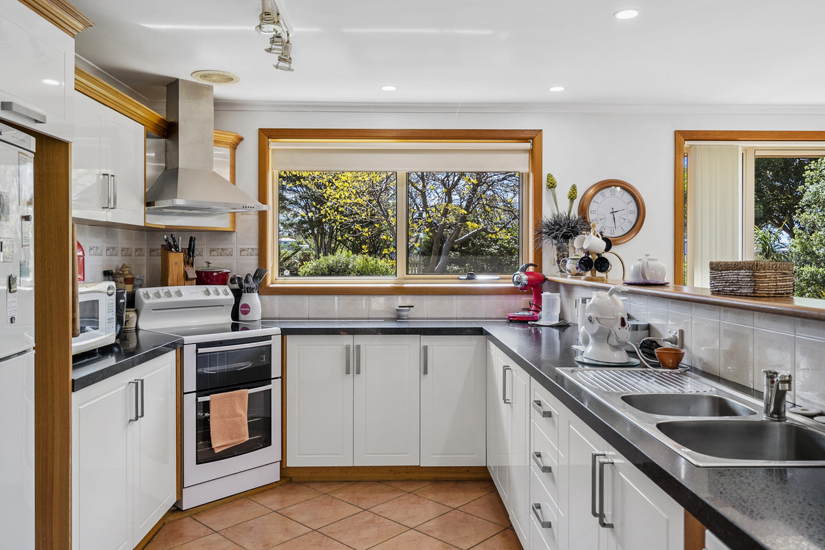 6 Waterloo Road, Swansea, TAS, 7190 - Image 5