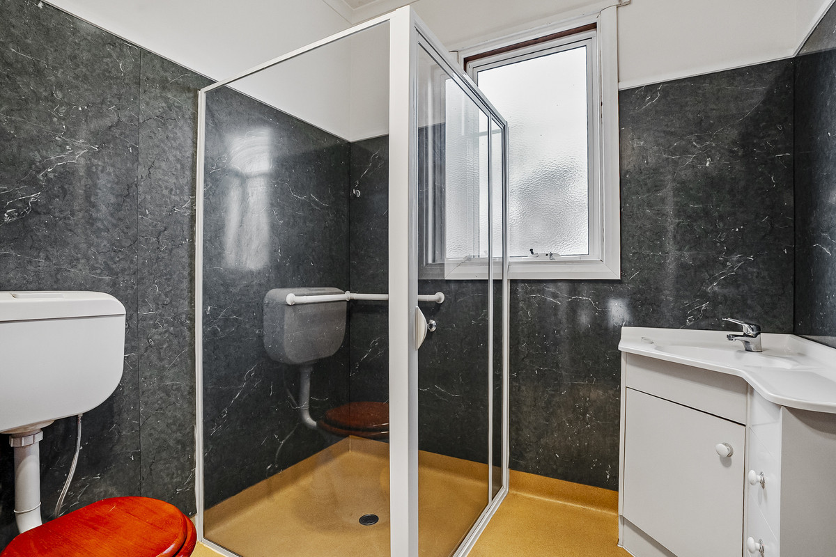 2/20 Shenstone Place, Montrose, TAS, 7010 - Image 11