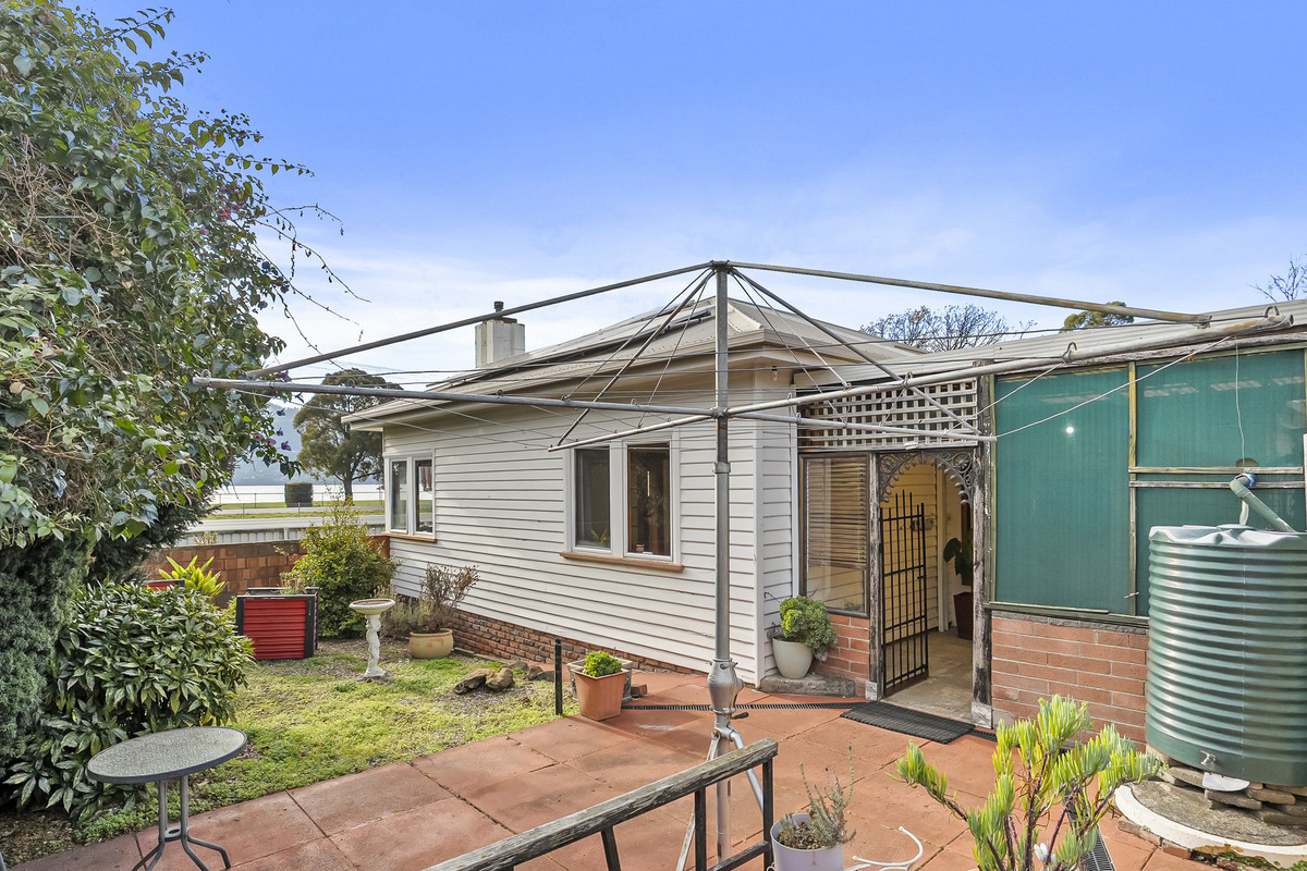 2/20 Shenstone Place, Montrose, TAS, 7010 - Image 15