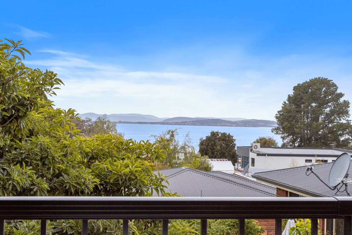 22A Gourlay Street, Blackmans Bay, TAS, 7052 - Image 12